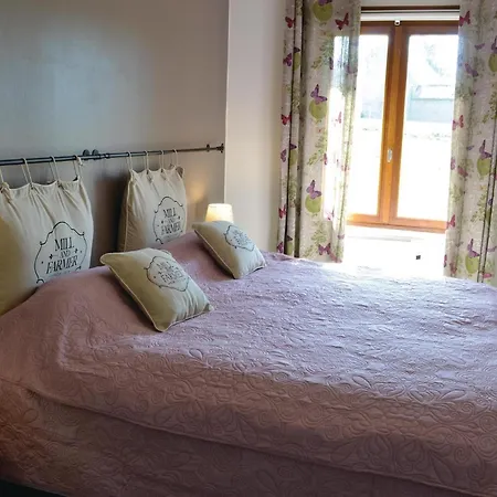 Semesterbostad Lovely In With Wifi *