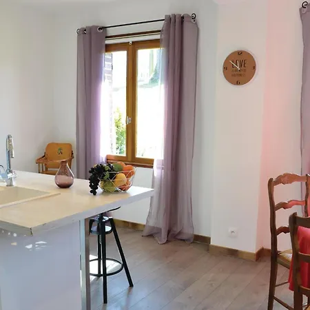 Semesterbostad Lovely In With Wifi